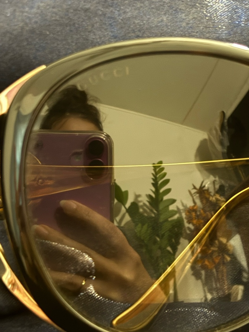Gucci Gold-Tone Sunglasses Temple with Green, Red Stripes & Logo - Picture 8 of 8